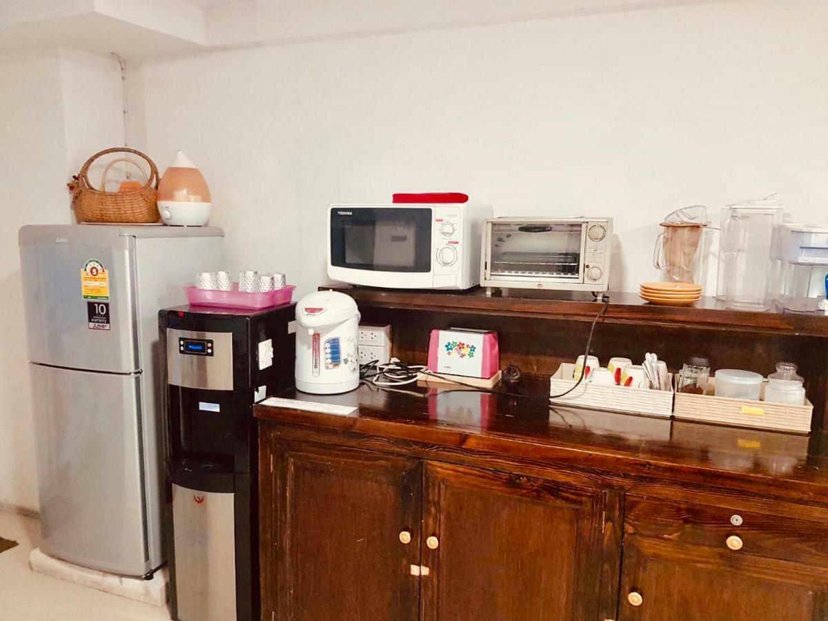 Mickey House Hotel Chiang Mai Bagian luar foto
